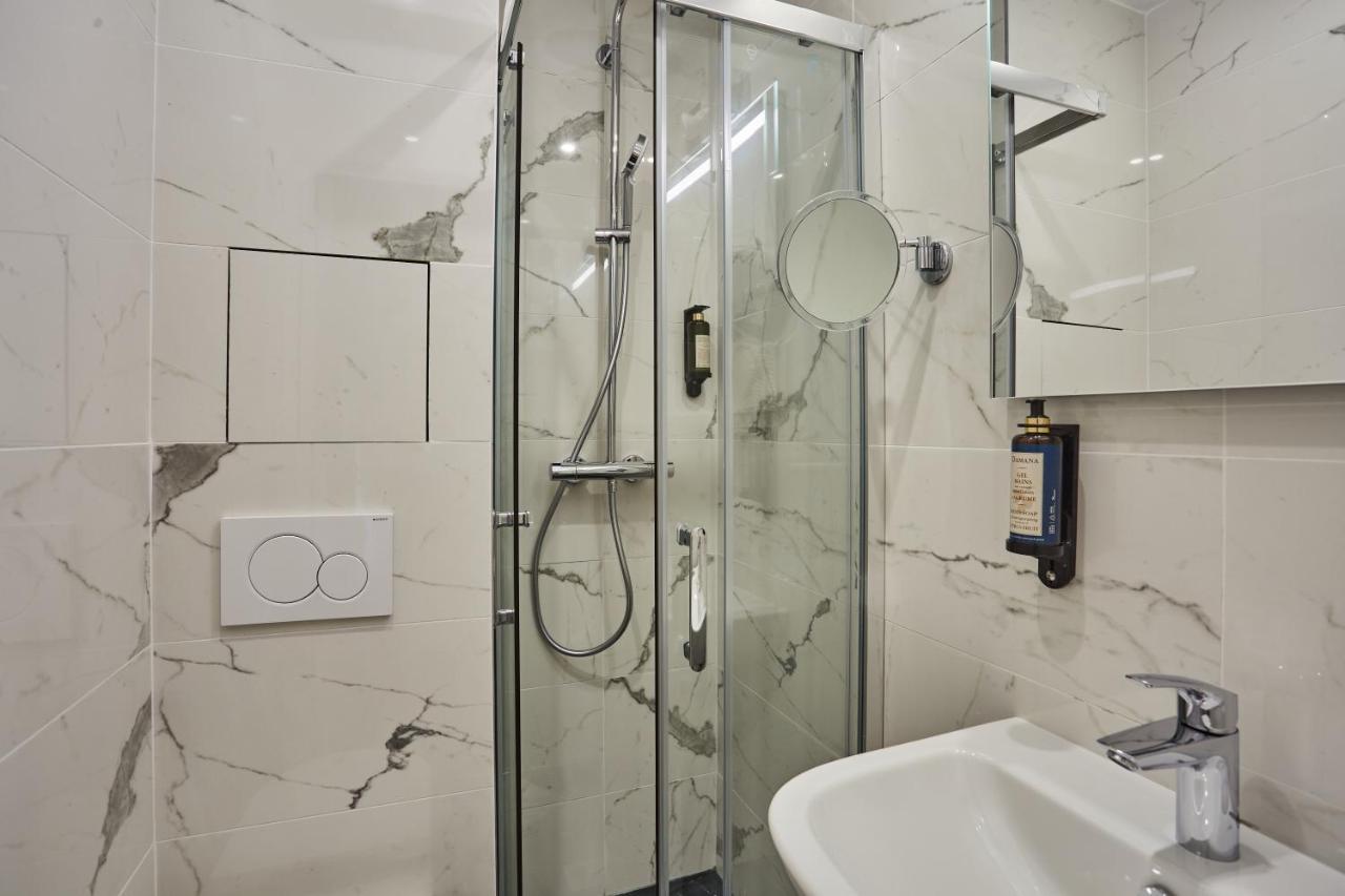 Hotel Lux Picpus Paris Eksteriør bilde